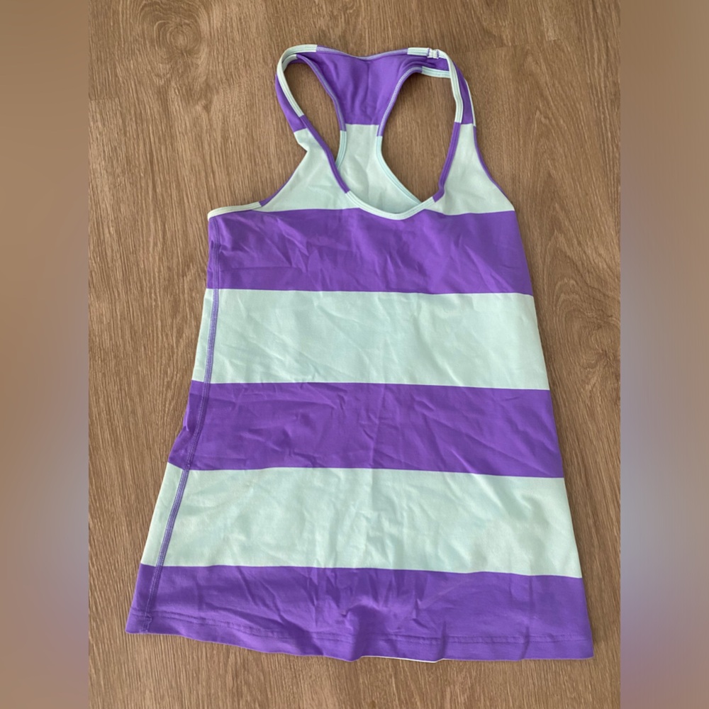 Lululemon workout tank